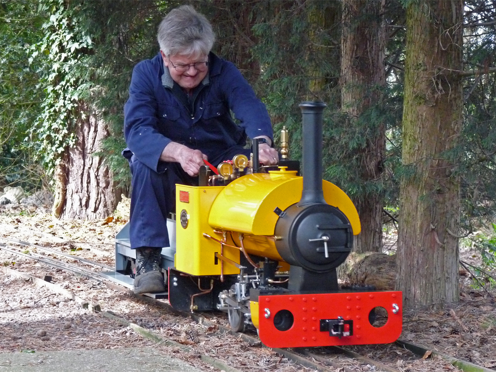 Derek Tully driving the Station Road Steam Stafford Steam Locomotive Gentoo