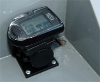 Speedometer for a model steam locomotive